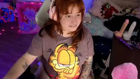 111lucygrim111 online show from June 14, 2:24 am