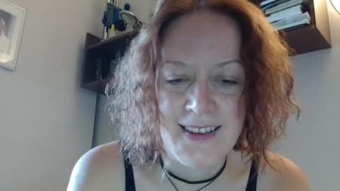 Snapshot of 12ennie chatting on October 20, 8:06 am 12ennie online show from October 20, 8:06 am