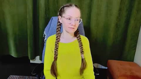    online show from February 24, 3:10 pm