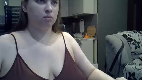 1LINDSEY1 online show from September 19, 5:34 pm