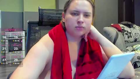 1LINDSEY1 online show from October 23, 4:57 pm