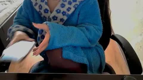 1your_hot_girls online show from March 30, 10:48 am