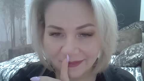 3susie online show from February 17, 3:22 pm