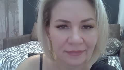 3susie online show from February 26, 3:22 pm