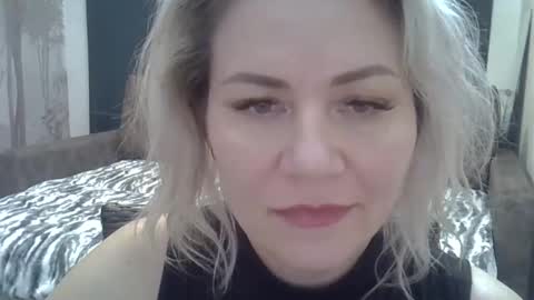 3susie online show from February 19, 4:06 pm