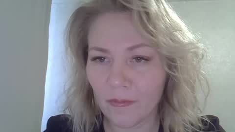 3susie online show from September 12, 7:29 am