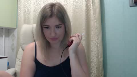 3sweetcandy3 online show from November 5, 11:54 pm