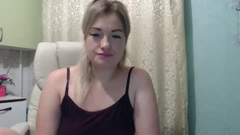 3sweetcandy3 online show from December 5, 12:10 am