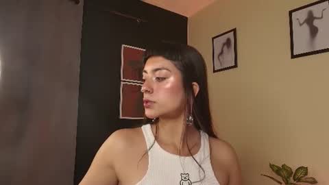 B R I E L A  online show from June 15, 11:27 pm