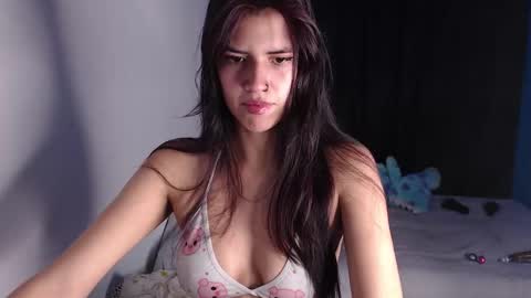 Snapshot of 9sophie_rosse chatting on October 8, 10:36 pm sofi 3 online show from October 8, 10:36 pm