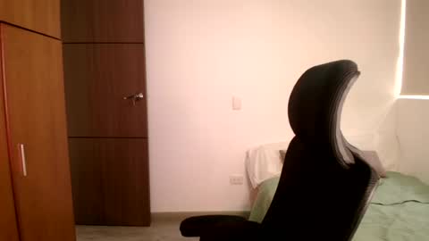 abby 3 online show from June 11, 7:11 pm