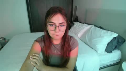 Snapshot of _abbyyyy_ chatting on January 22, 7:56 pm abby 3 online show from January 22, 7:56 pm