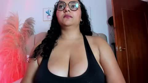 _aithanaa_ online show from December 15, 8:14 pm