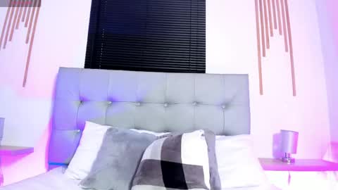 _aithanaa_ online show from April 19, 6:10 pm