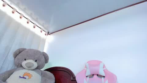 Snapshot of _alhanna chatting on September 23, 4:27 pm Alhanna online show from September 23, 4:27 pm