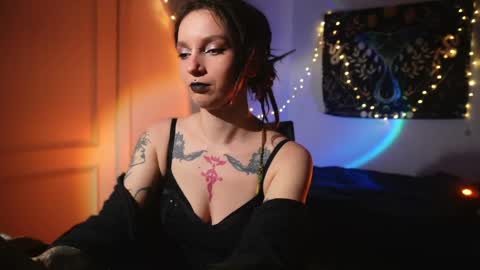 Alice Morrison Mistress Datura online show from May 28, 6:17 pm