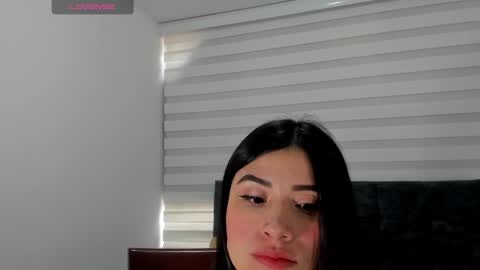 Snapshot of _aliice_1 chatting on February 15, 2:11 pm  Alice  online show from February 15, 2:11 pm