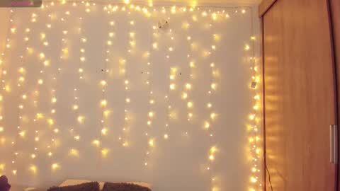 _allisongomez online show from December 23, 2:37 am