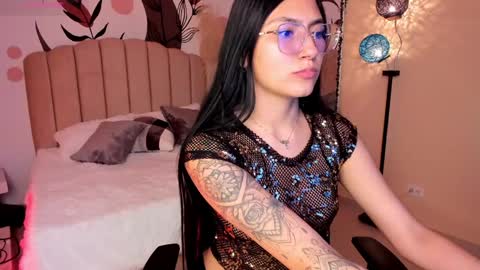 Allondra  online show from January 27, 1:37 am