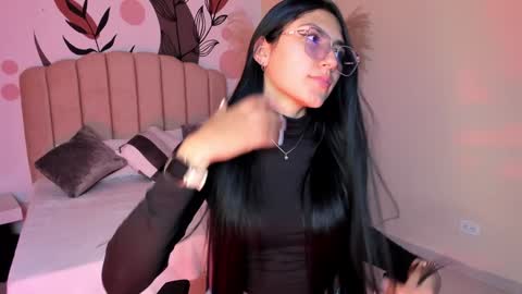 Allondra  online show from January 13, 10:35 pm