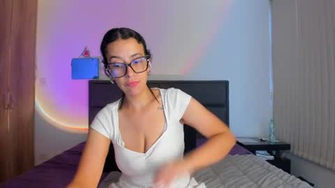 AMANDA online show from July 28, 9:03 pm