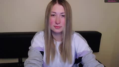 Angela online show from December 24, 7:49 am