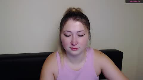 Angela online show from December 14, 7:18 am