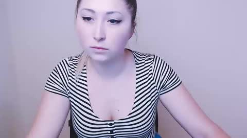 Angela online show from January 3, 7:16 am