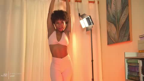 Angie -  online show from September 16, 10:40 pm