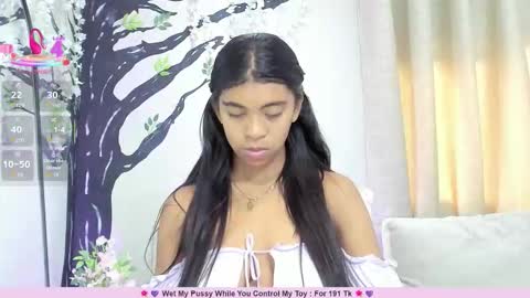 Snapshot of _anna_maria chatting on October 20, 7:39 pm online show from October 20, 7:39 pm