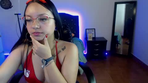 Snapshot of _anne_hot chatting on December 10, 4:17 pm Anne online show from December 10, 4:17 pm