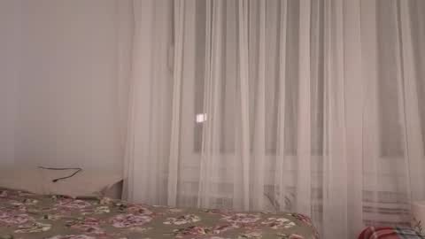 Anna online show from February 3, 8:08 am