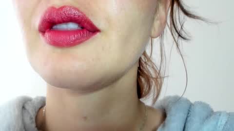 antonia online show from March 4, 7:53 pm