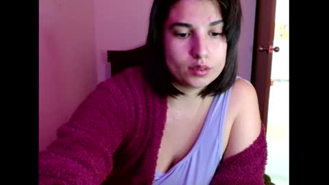 Snapshot of _atenea_golden chatting on October 14, 2:19 pm atenea online show from October 14, 2:19 pm