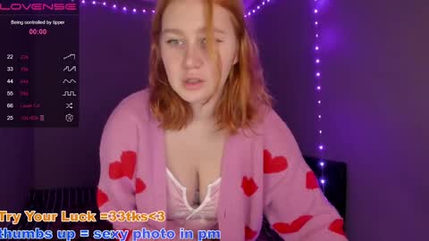 hello im Lira online show from December 25, 10:16 pm