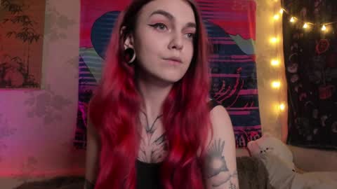 Snapshot of _caroline_coy chatting on February 7, 3:19 pm Caroline online show from February 7, 3:19 pm
