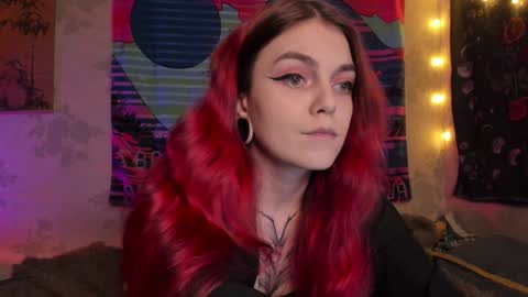 Snapshot of _caroline_coy chatting on January 5, 1:47 pm Caroline online show from January 5, 1:47 pm