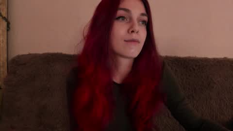 Snapshot of _caroline_coy chatting on October 12, 11:34 am Caroline online show from October 12, 11:34 am
