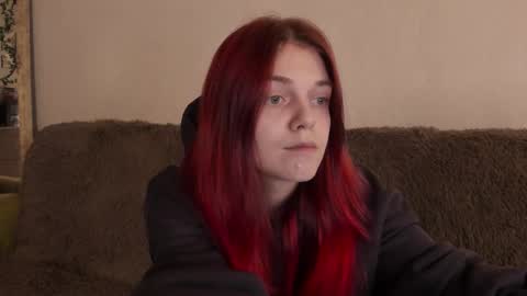 Caroline online show from October 26, 1:28 pm