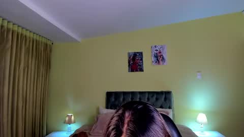 Charlote online show from June 11, 12:32 am