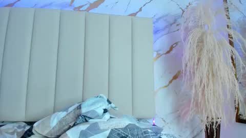 _cherry_fox online show from February 24, 8:40 pm