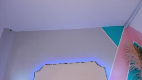 _cherry_fox online show from April 16, 2:06 pm