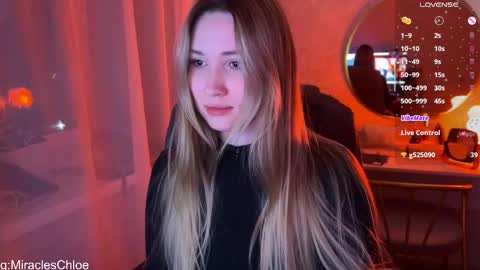 _chloe_miller_ online show from March 17, 10:25 pm