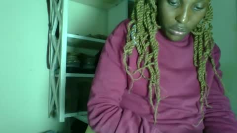 clara online show from May 9, 7:49 pm