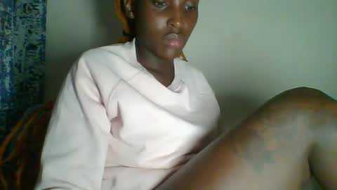 clara online show from January 19, 4:12 am