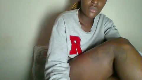 clara online show from February 25, 5:19 am