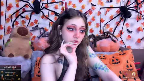 Kate online show from November 15, 6:42 pm