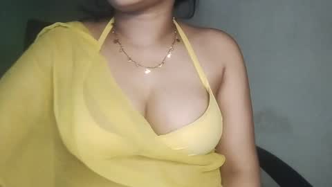 _dreamgirl_0 online show from April 25, 1:41 pm