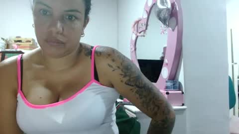 _emilimilf online show from June 30, 12:54 am