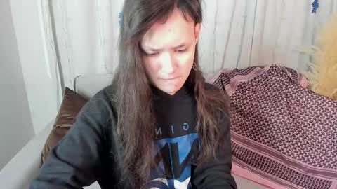 _emily__strike_ online show from December 24, 10:01 am